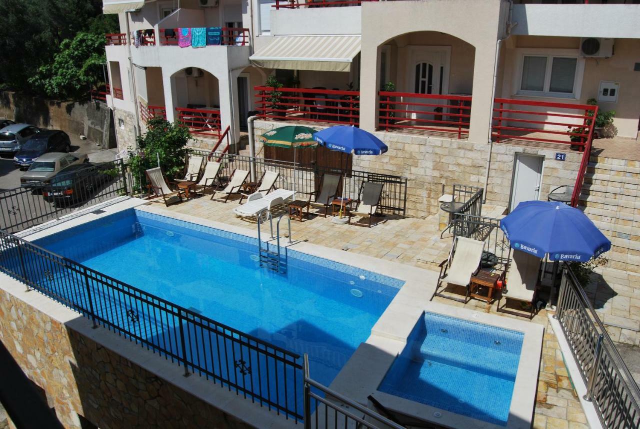 Apartments Srzentic Petrovac Exterior foto