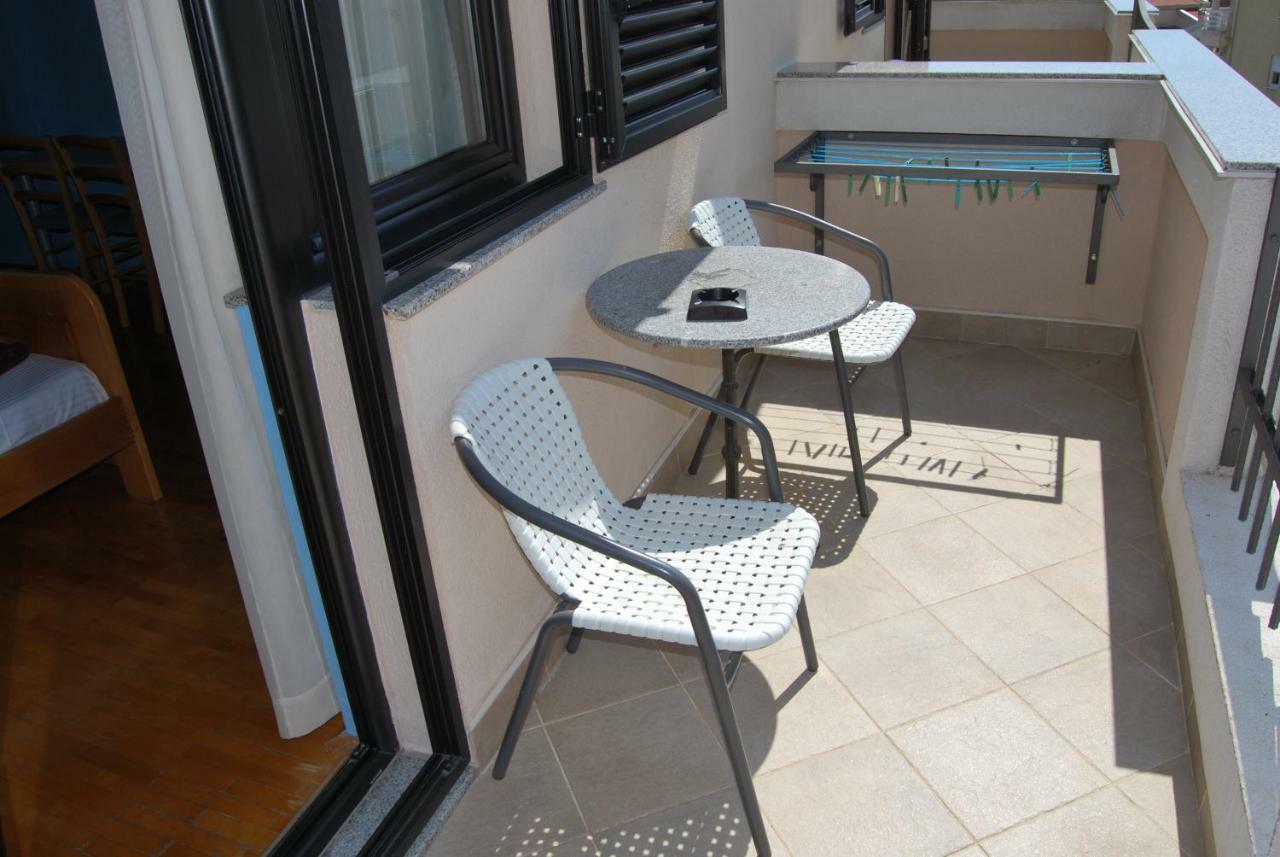 Apartments Srzentic Petrovac Exterior foto