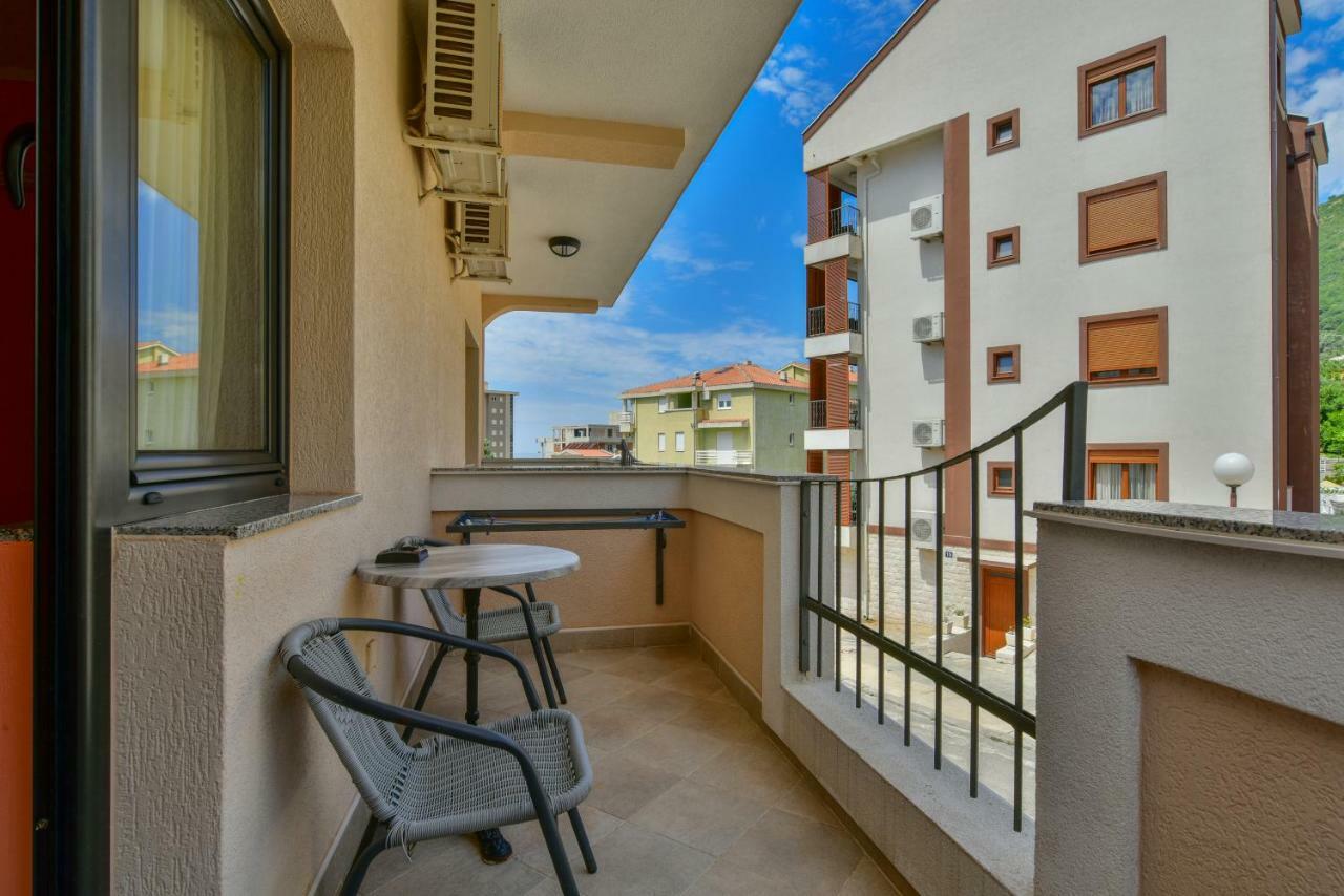 Apartments Srzentic Petrovac Exterior foto