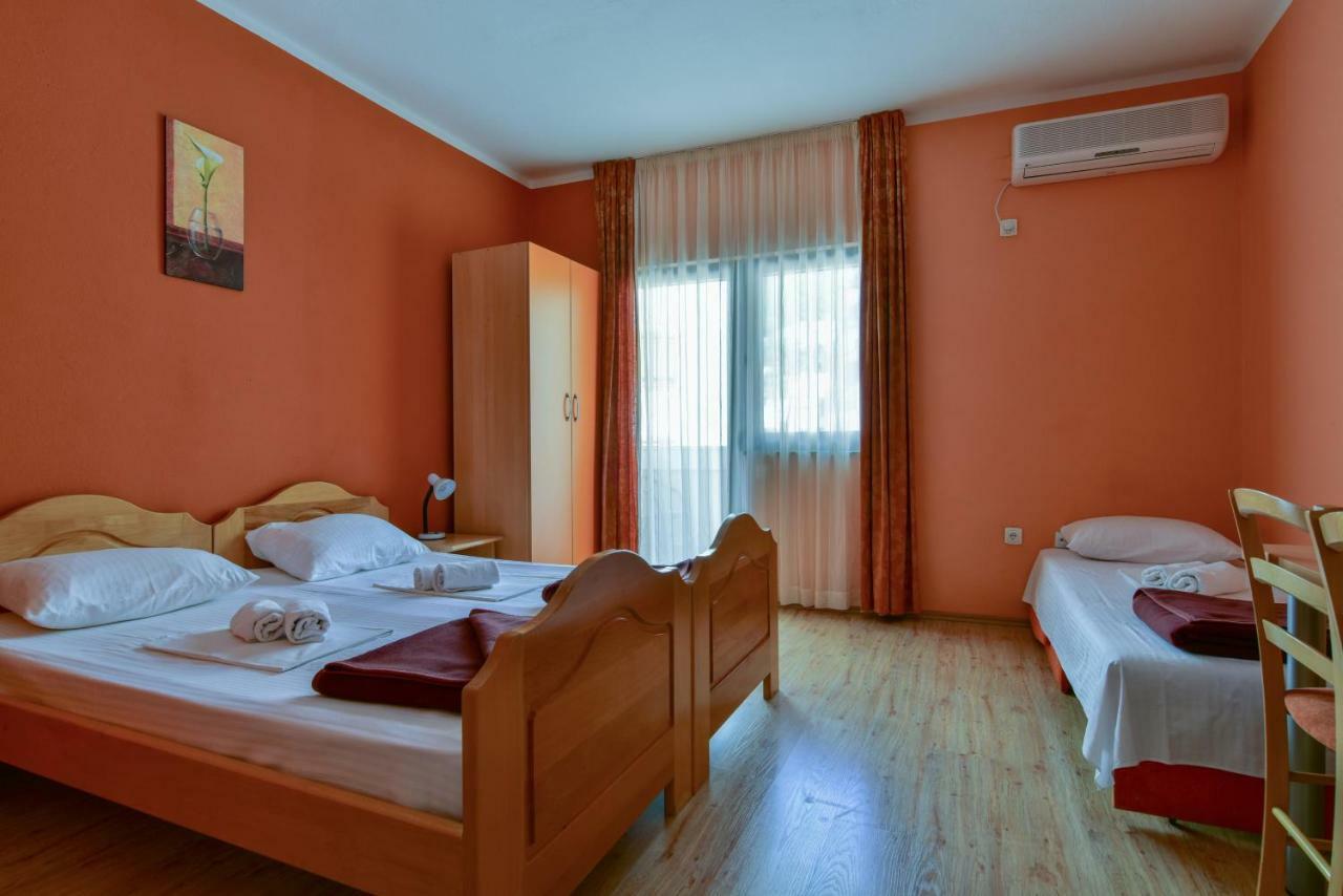 Apartments Srzentic Petrovac Exterior foto
